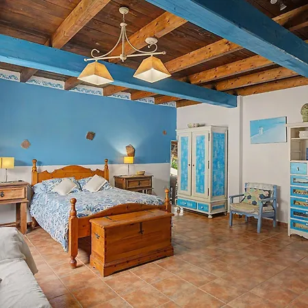 Semesterbostad Casa Tabobo 2 Bedroom Rural House