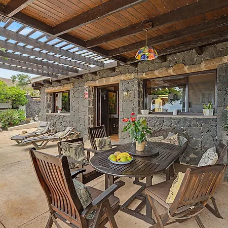Semesterbostad Casa Tabobo 2 Bedroom Rural House